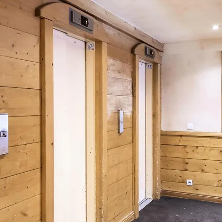 Appartement Roche Blanche - Location: Lumineux Pour 4 Personnes Dans Le Centre Mae-9098